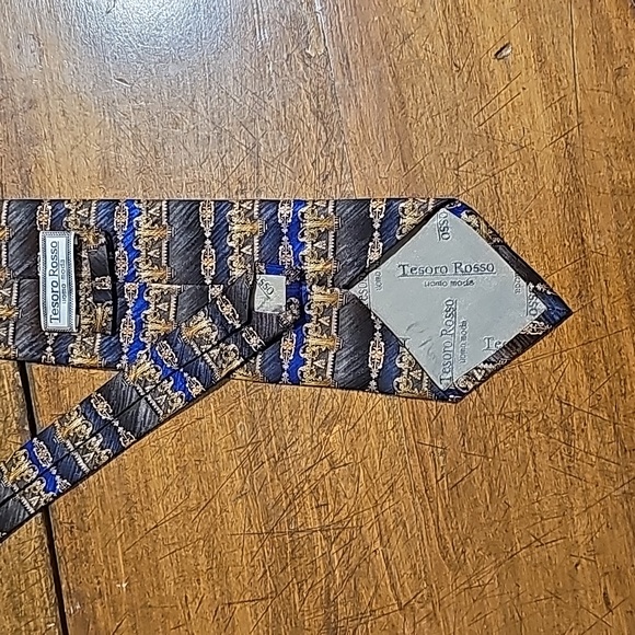 Tesoro Rosso Tie - Picture 7 of 9